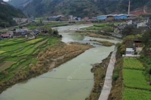 揭东区榕江南河路亚钓鱼之乐（探寻云雾中的渔获宝地）