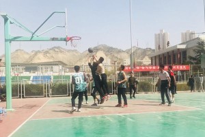 高强度防守训练（拒绝防守漏洞，成就篮球场上的守护者）