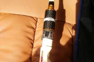 用路亚竿钓鱼与水滴轮（探索先进的钓鱼技术与设备）