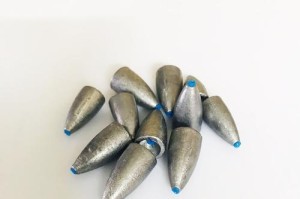 探讨路亚钓鱼技巧中的铅坠和漂应用（解读路亚钓鱼中铅坠和漂的重要性与技巧）