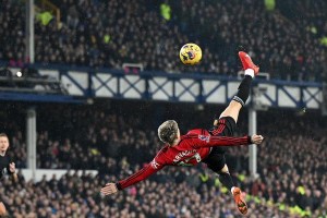 美国世界杯国家队进球的辉煌历程（探寻美国足球在世界杯上的突破之路）