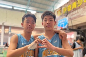 团战中足球过人技巧（掌握关键技巧，助力团队获胜）