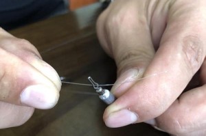 提升路亚钓鱼效果的关键（掌握铅坠选择技巧，成为路亚钓鱼高手）
