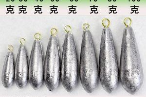 如何选择适合的路亚钓鱼吊坠尺寸