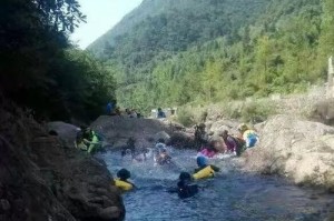 深水游泳测试技巧女生（全面提升游泳水平，享受深水游泳乐趣）