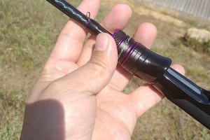 木柄路亚钓鱼竿的优势和使用技巧（探秘木柄路亚钓鱼竿，教你玩转钓鱼利器）