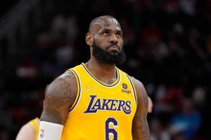 2021NBA现役球星排行榜（打造篮球传奇的关键人物与关键时刻）