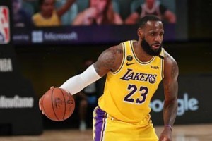 NBA球星逆天手感排行榜（探索NBA历史上最神奇的投篮天才，他们的手感如何逆天？）