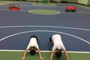 篮球防守滑步的基本原则（提高篮球防守技巧，掌握滑步技术）