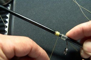 探秘路亚竿绑钩钓鱼技巧（掌握正确的绑钩方法，提升钓鱼效果）
