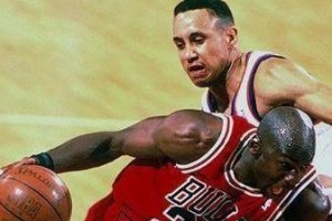 NBA季后赛30分排行榜（揭秘NBA历史季后赛30分神射手，助你了解篮球巨星的辉煌成就）