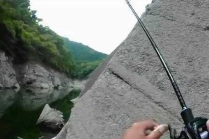 室内用路亚钓鱼的乐趣与技巧（探索室内路亚钓鱼的新方式，让你在室内也能享受钓鱼的乐趣）